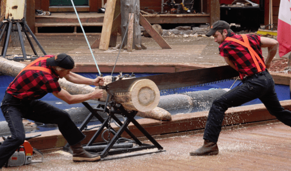 Golden-Princess-Ketchikan-Great-Alaskan-Lumber-Jack-Show-Competition